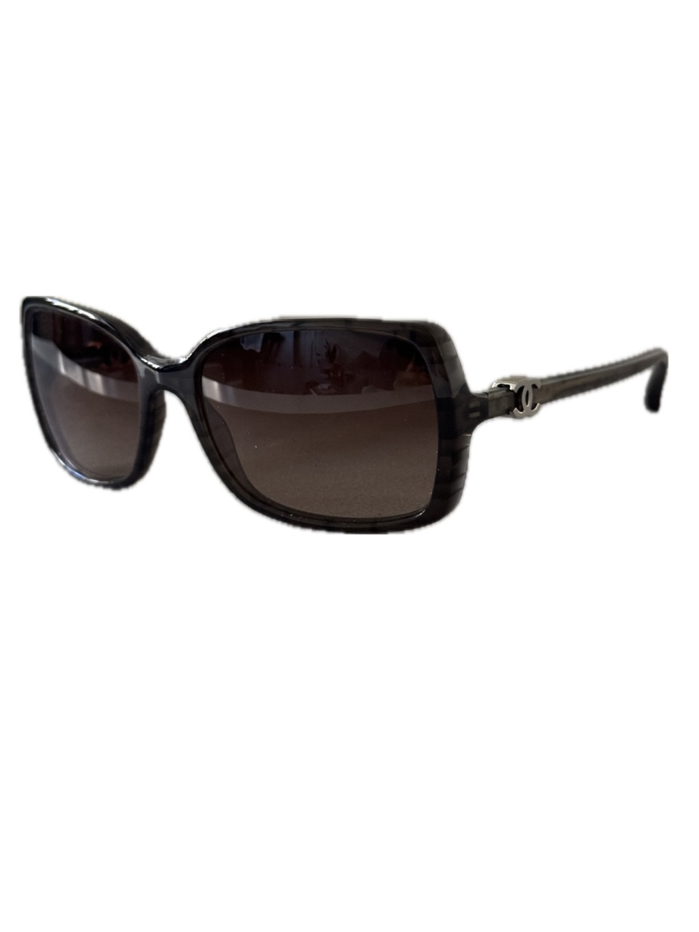 CHANEL Vintage 5218 Sunglasses — Brown Gradient Tortoise — Quilted Case - Picture 3 of 14